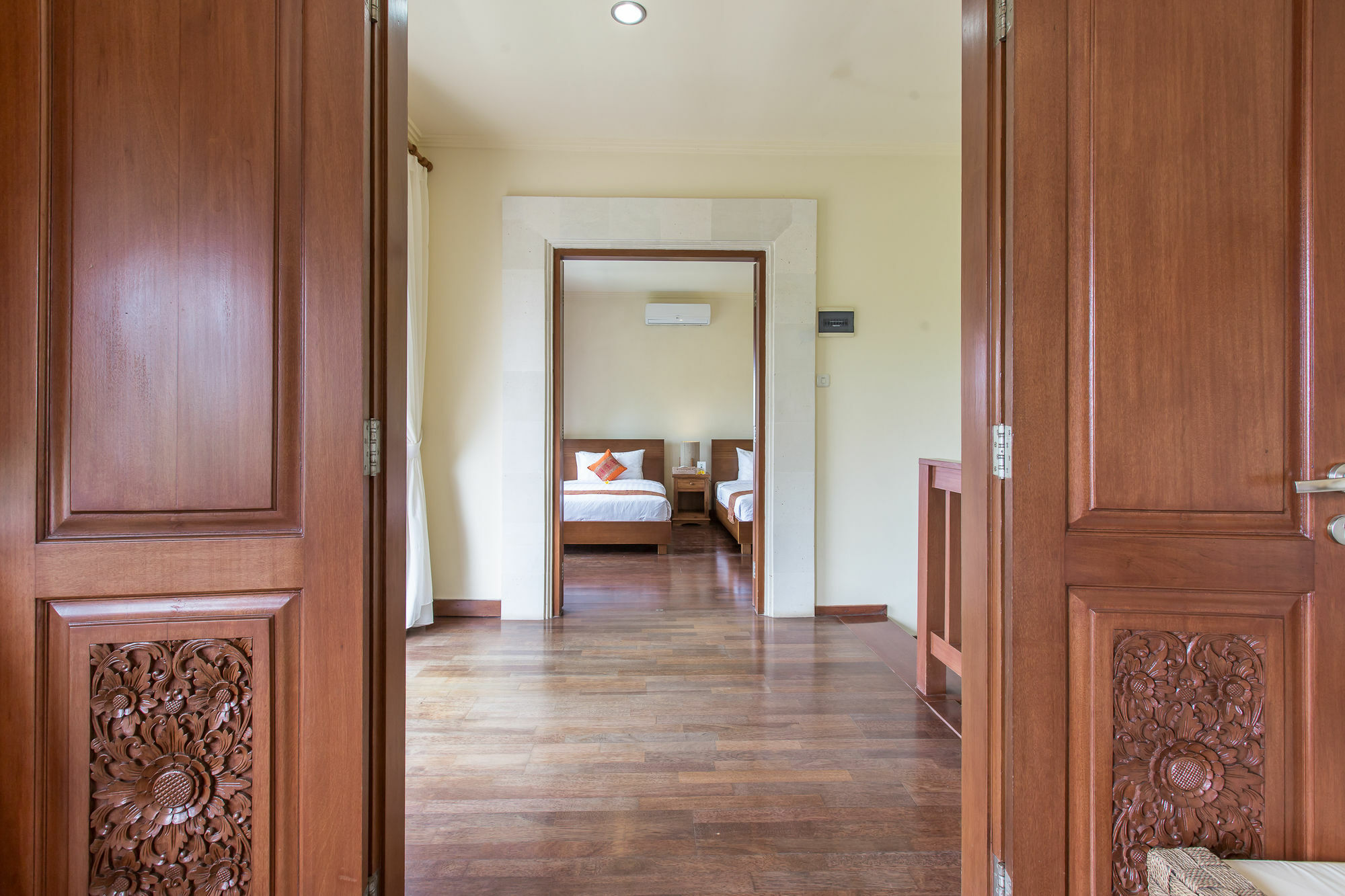 Villa Lidwina By Nagisa Bali Улувату Екстер'єр фото